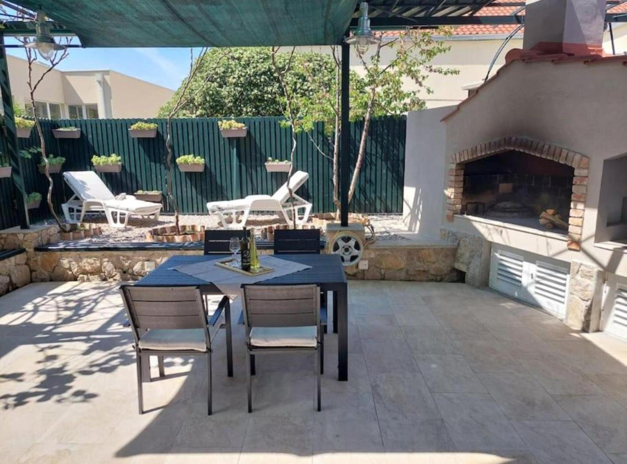 Chill Apartment Ragusa Esterno foto